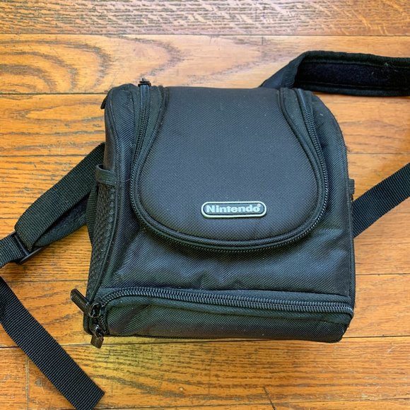 EUC-Nintendo mini backpack for games, system & acc - Picture 1 of 4